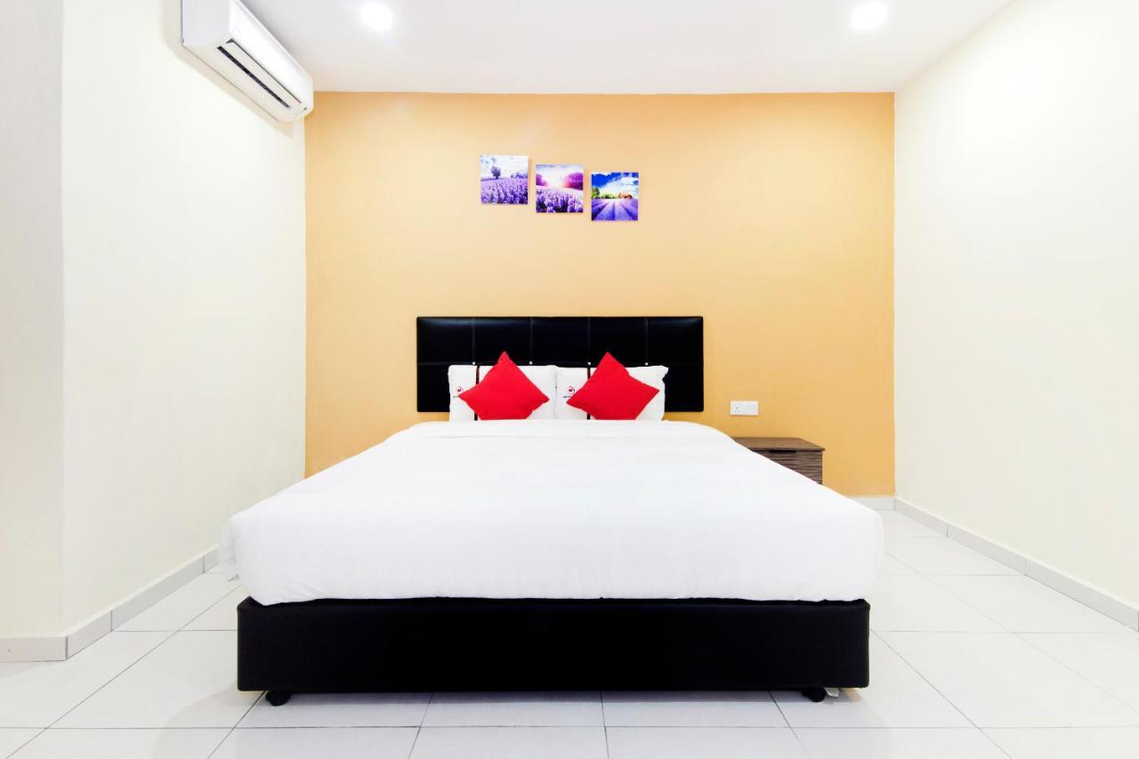 Central Hotel Bahau Екстер'єр фото