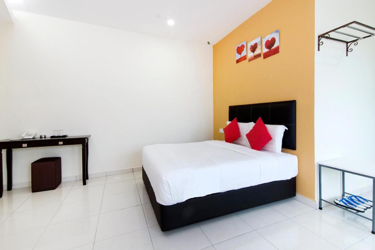Central Hotel Bahau Екстер'єр фото