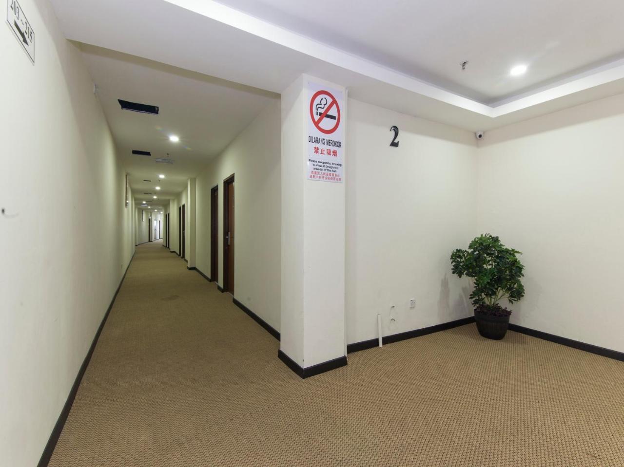 Central Hotel Bahau Екстер'єр фото