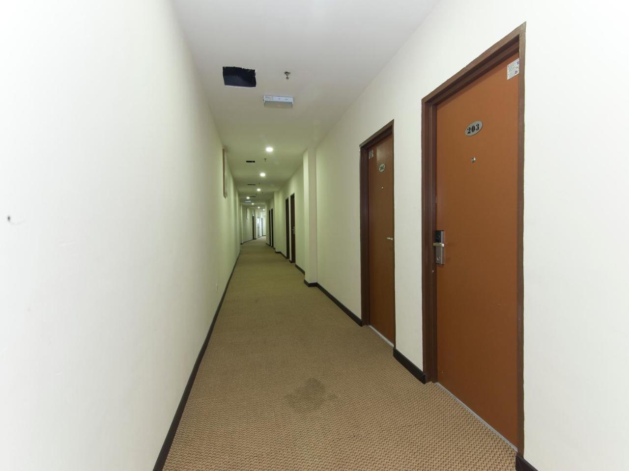 Central Hotel Bahau Екстер'єр фото