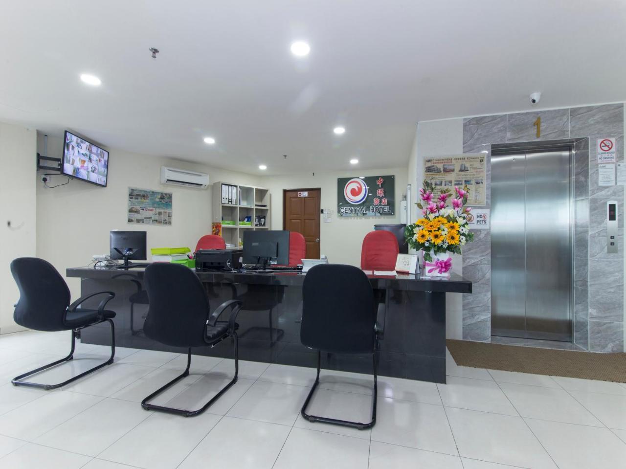 Central Hotel Bahau Екстер'єр фото