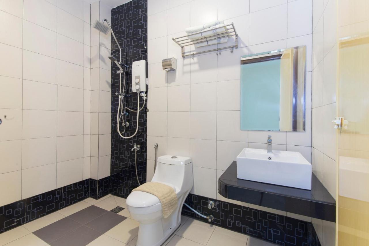 Central Hotel Bahau Екстер'єр фото